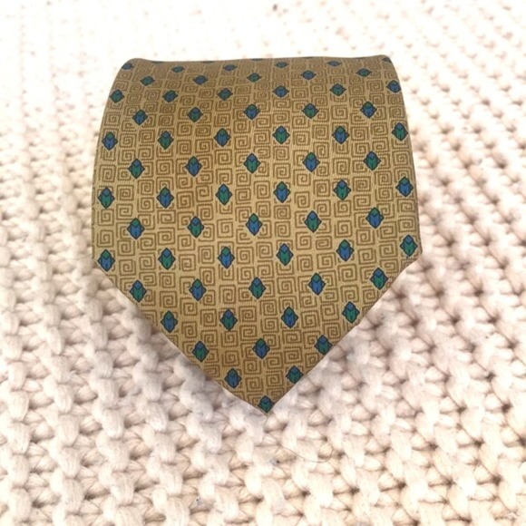 Loewe Luxury Designer Silk Patterned Tie - Picture 7 of 7